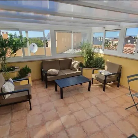 World Hostel Condo Rooftop Veranda Terrace Marseille Exterior photo